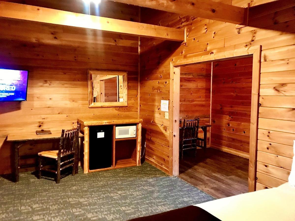 Mountain Top Inn And Resort Warm Springs Exterior foto